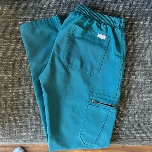 FIGS Caribbean Blue (verified color) Scrub Pants XS